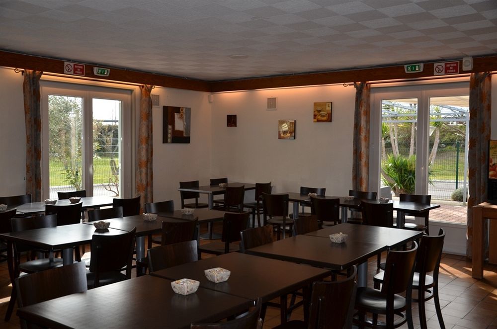 Brit Hotel Plaisance A9/A61 纳博讷 外观 照片