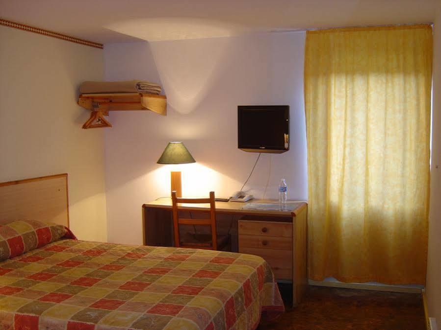 Brit Hotel Plaisance A9/A61 纳博讷 外观 照片